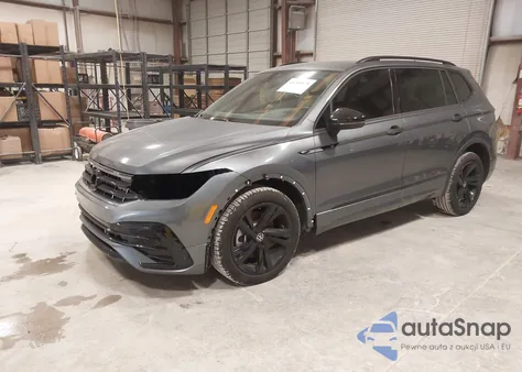 2024 Volkswagen Tiguan 2.0T Se R-Line Black z USA, uszkodzony, nr VIN 3VVCB7AX1RM138671